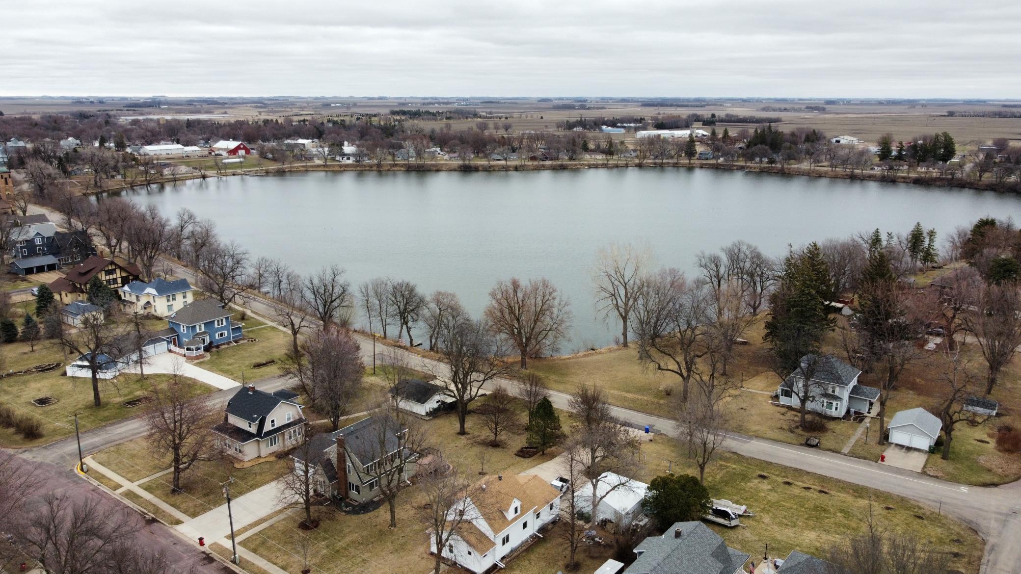604 Lafayette Avenue, Fulda, Minnesota image 2