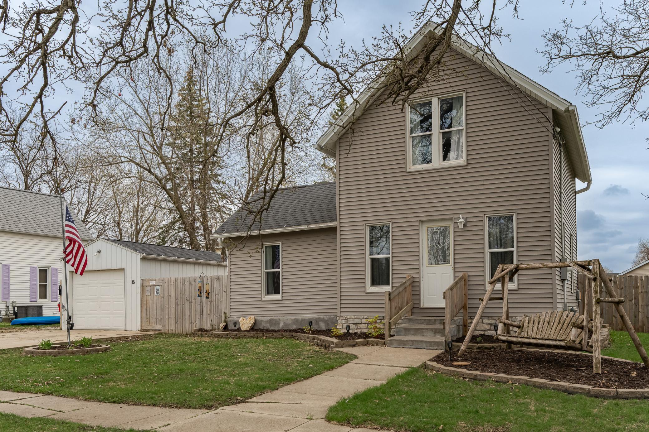 15 2nd Street, Dodge Center, Minnesota image 1