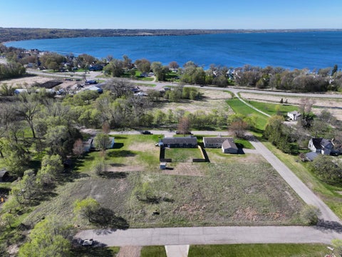 Vacant Land For Sale - 725 7th Avenue<br/> Glenwood, MN 56334
