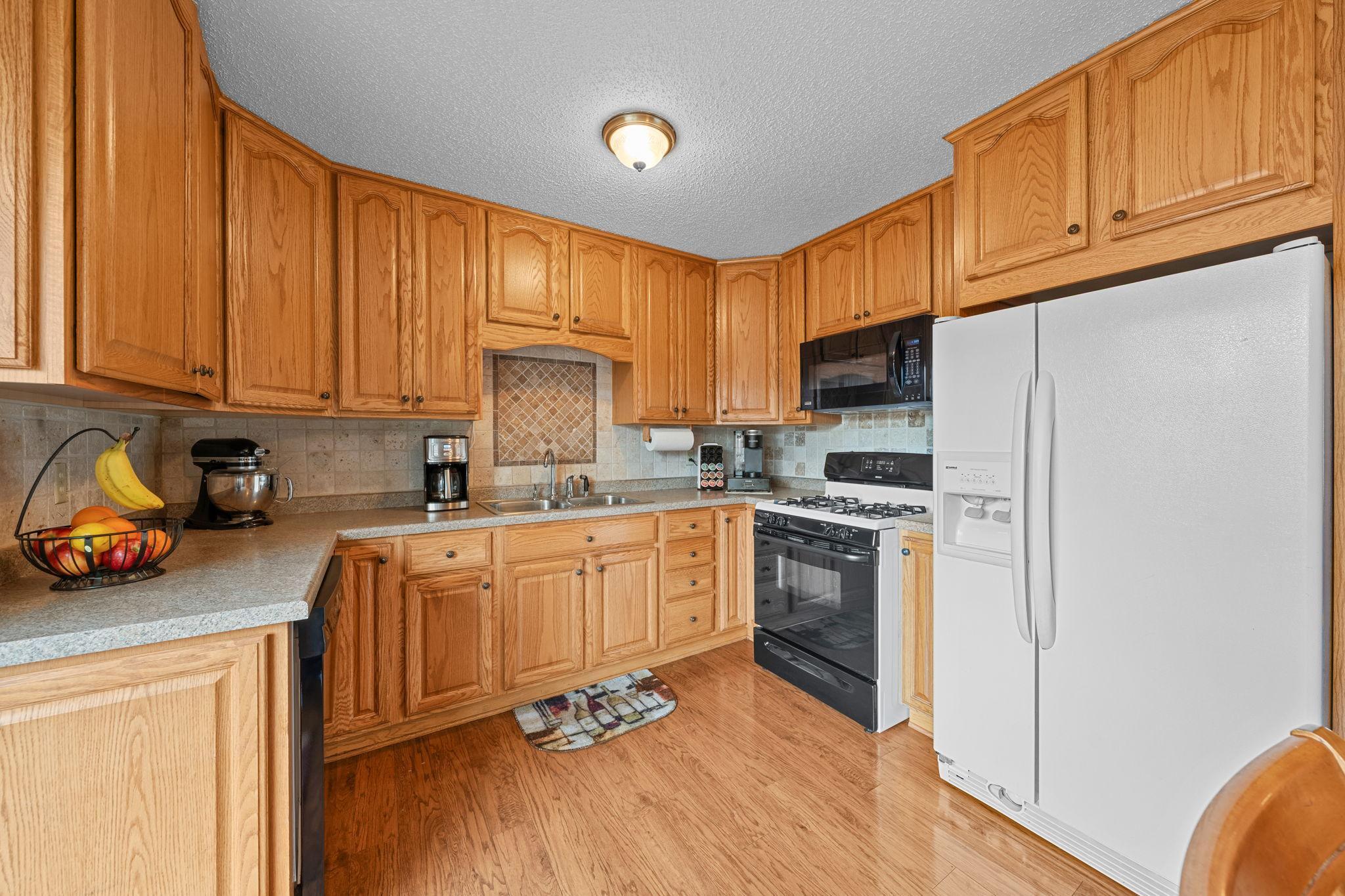 1310 Pleasant View Lane, Champlin, Minnesota image 2