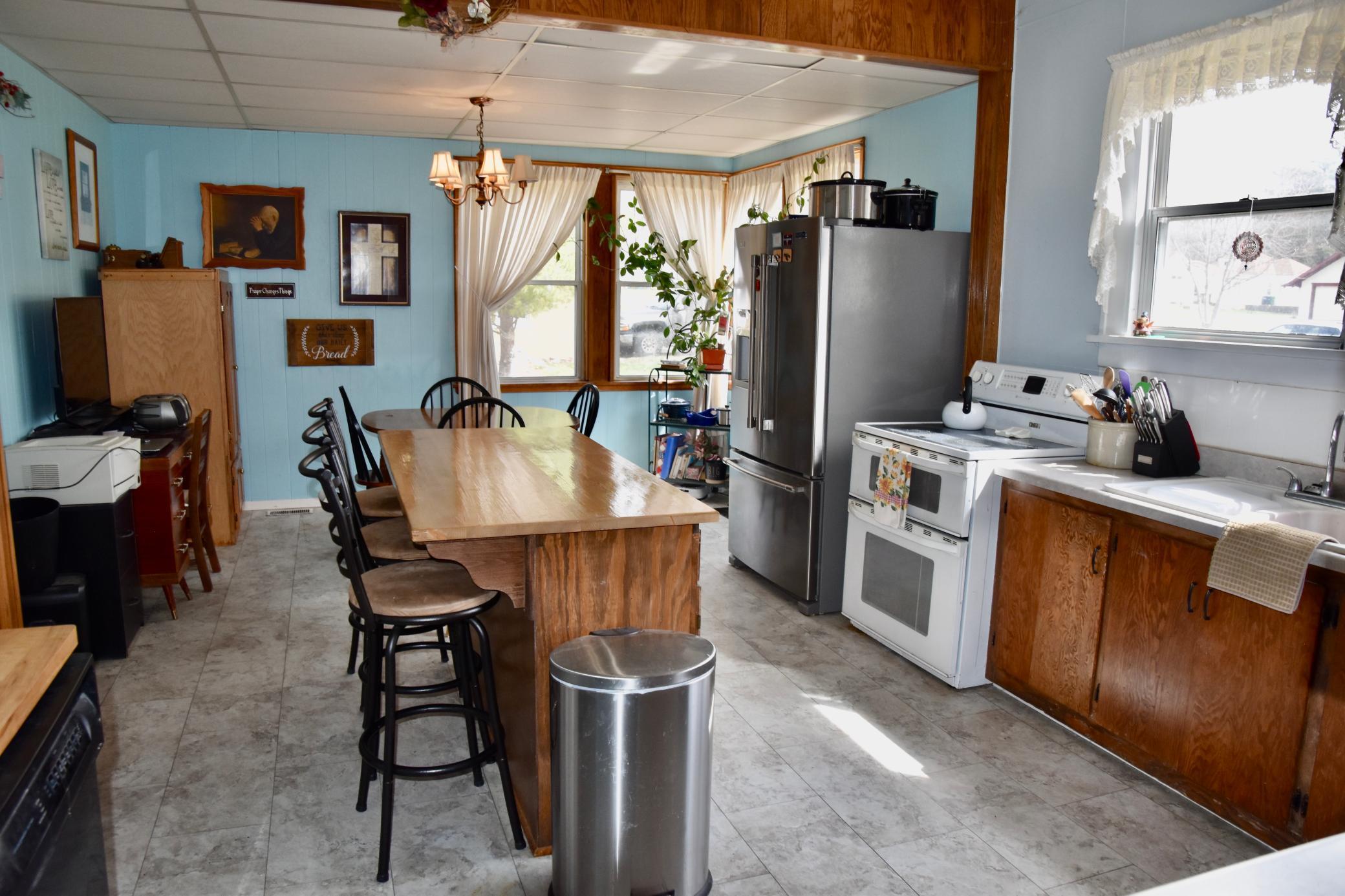 622 7th Street, Sibley, Iowa image 10