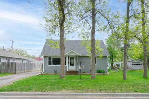 Homes For Sale - 920 11th Avenue<br/> Brainerd, MN 56401