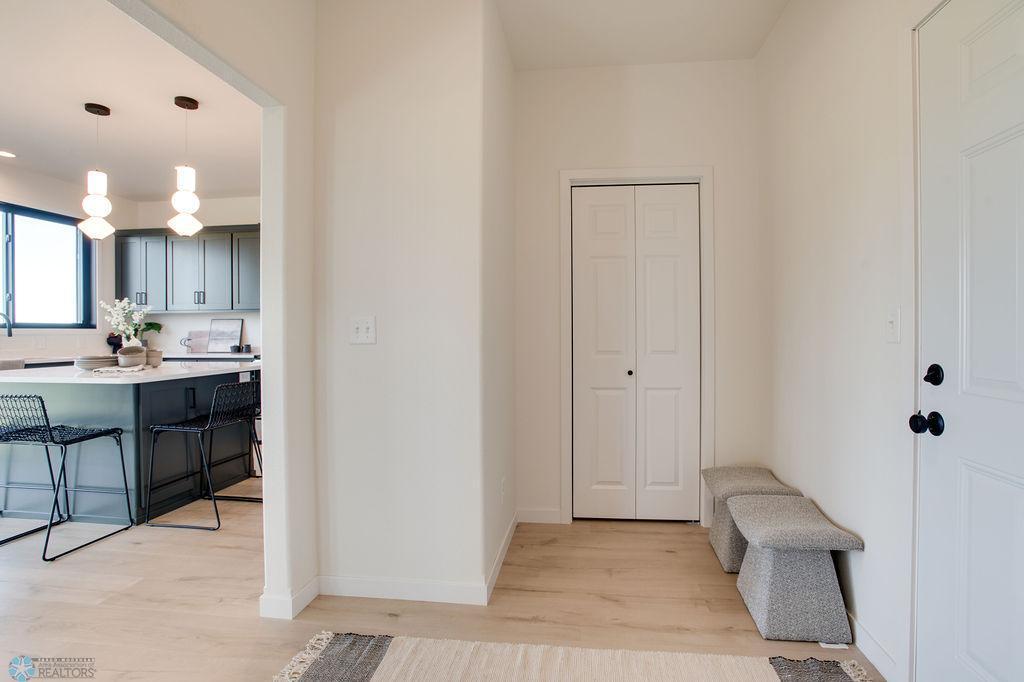 6608 Belding Drive, Fargo, North Dakota image 6