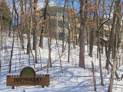 Condo For Sale - 5985 Rowland Road<br/> Hopkins, MN 55343