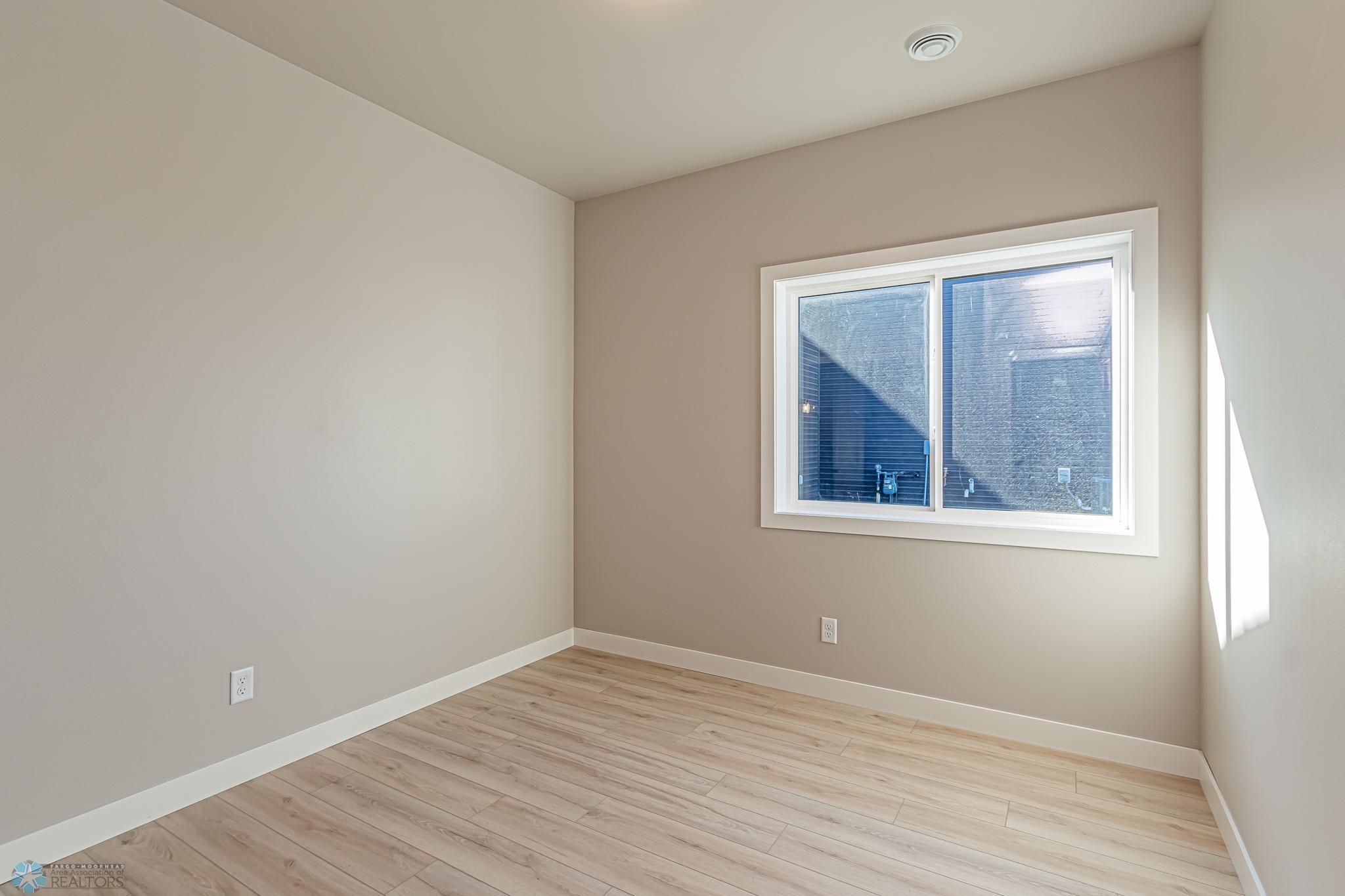 5846 James Drive, West Fargo, North Dakota image 15