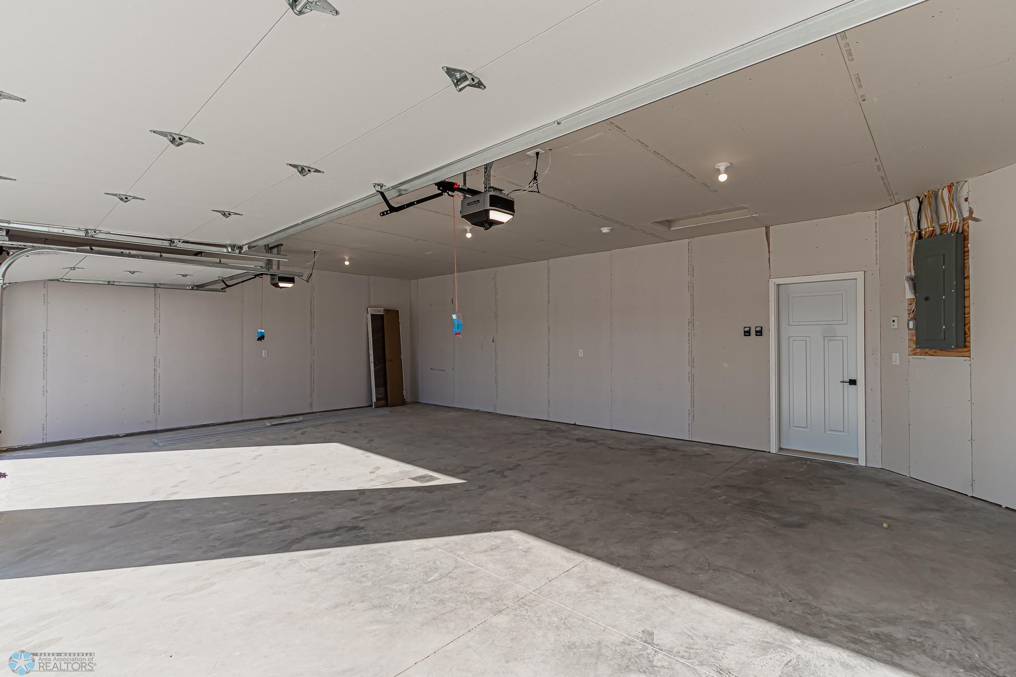 5846 James Drive, West Fargo, North Dakota image 21