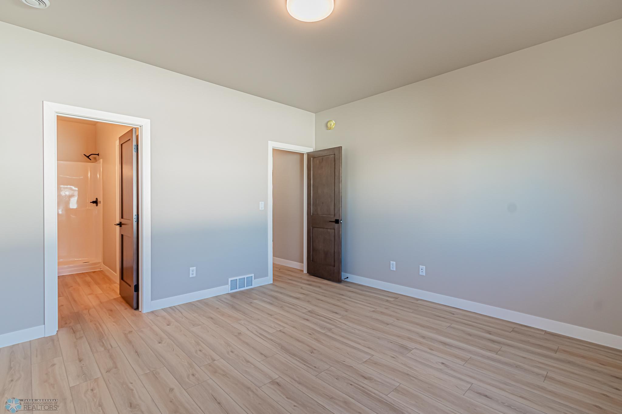 5846 James Drive, West Fargo, North Dakota image 9