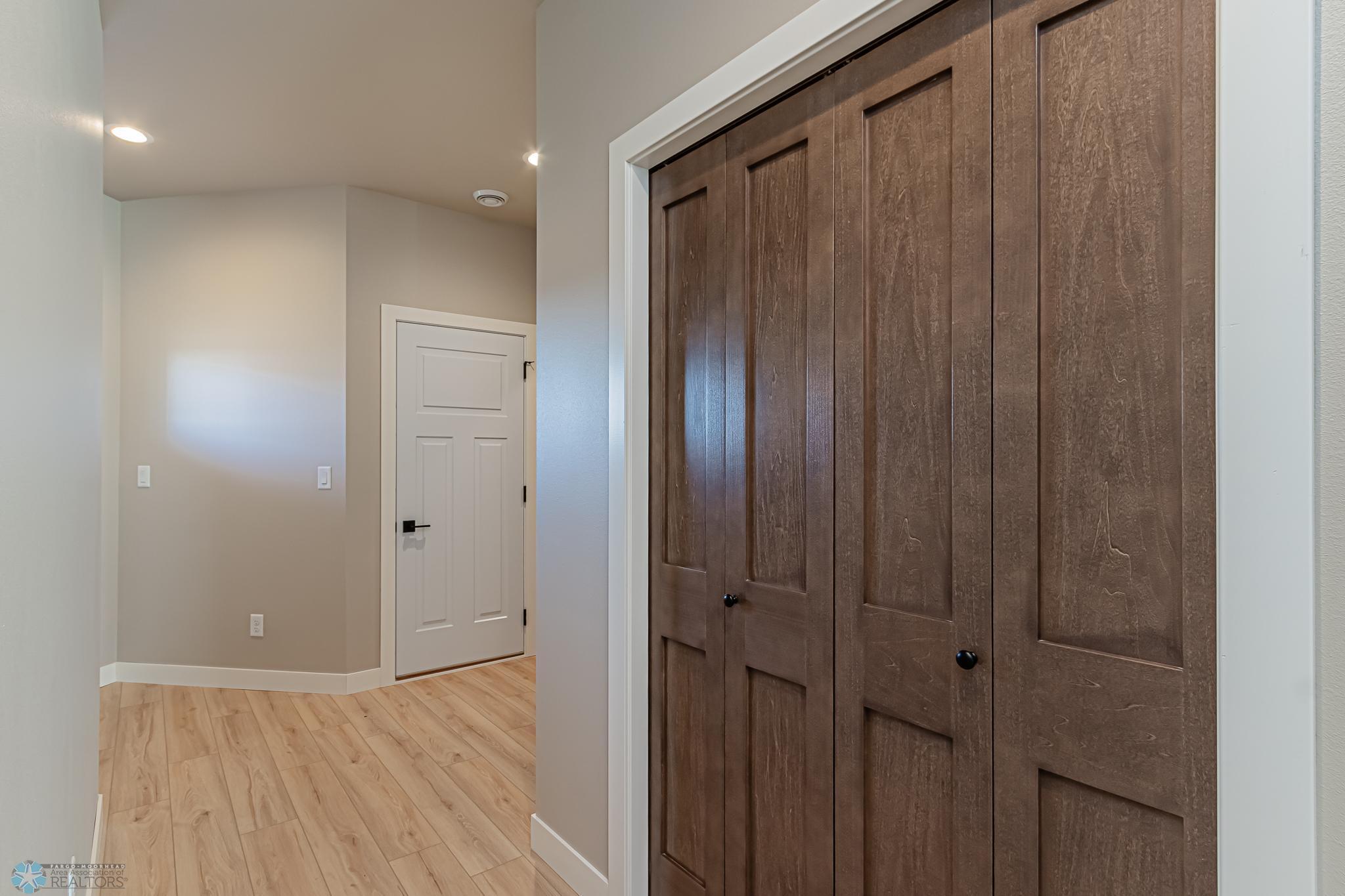 5846 James Drive, West Fargo, North Dakota image 18