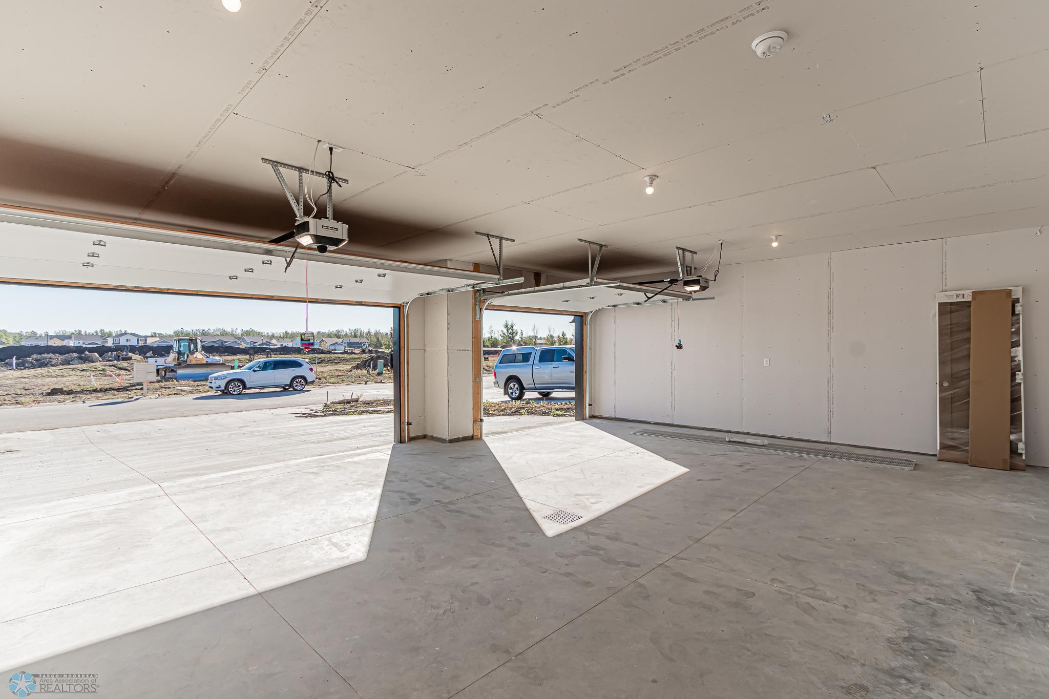 5846 James Drive, West Fargo, North Dakota image 22