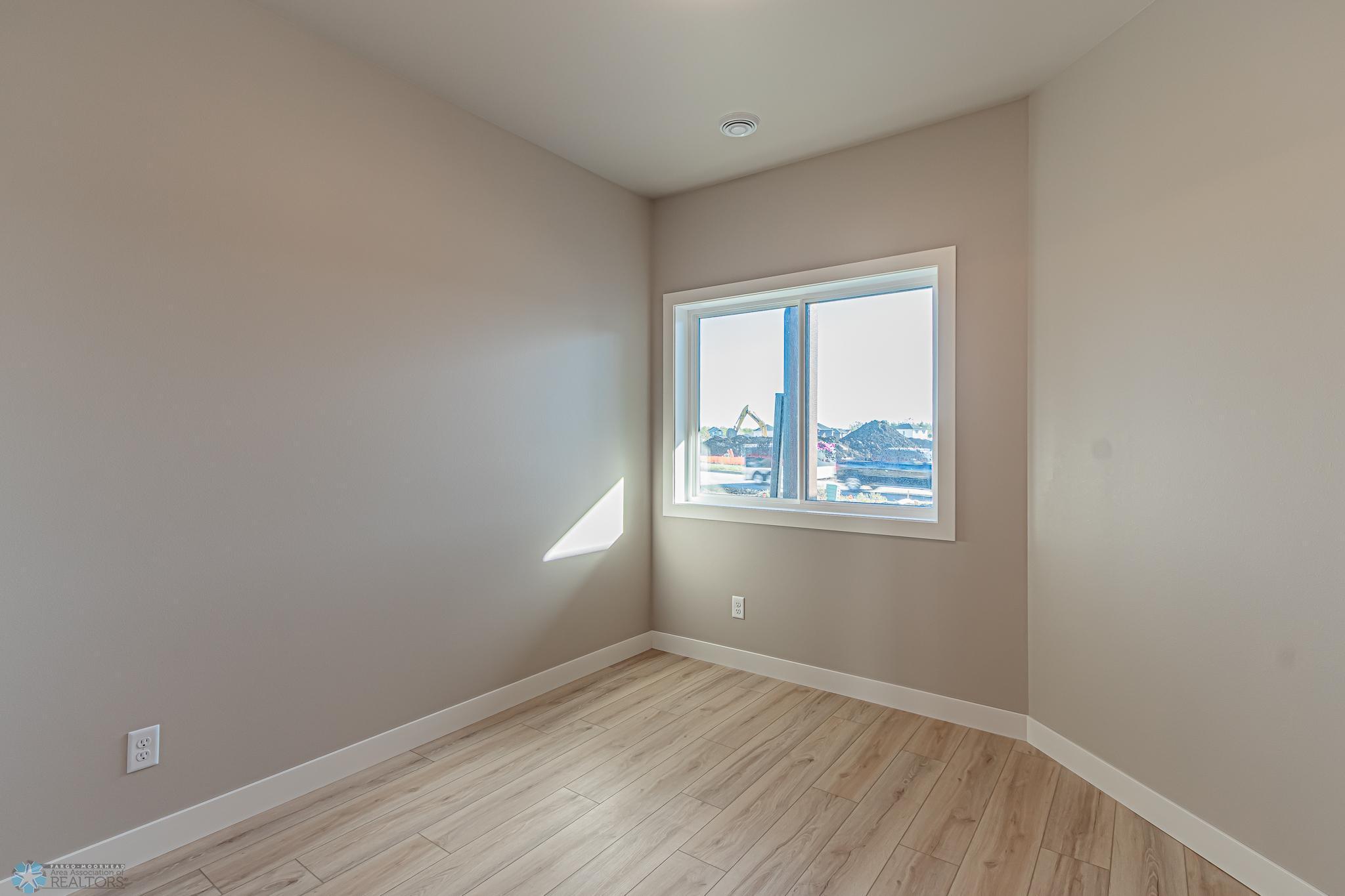 5846 James Drive, West Fargo, North Dakota image 17