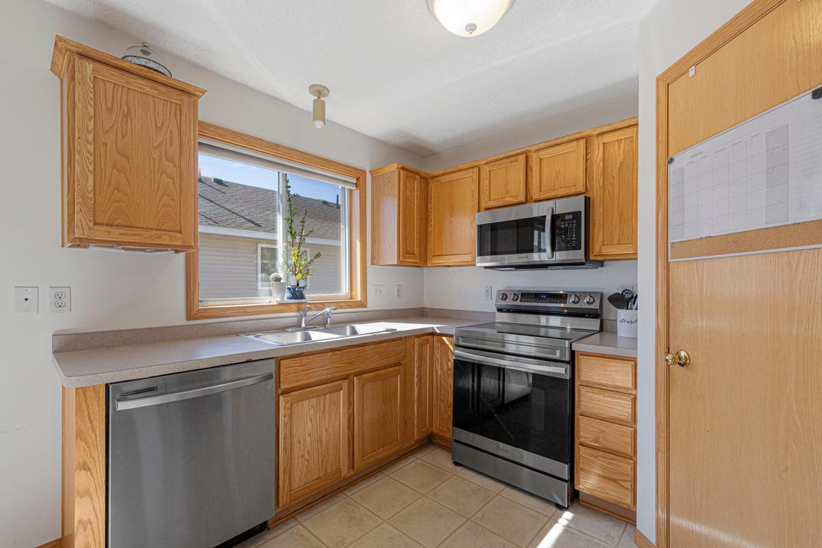 413 Tanager Path, Mankato, Minnesota image 13