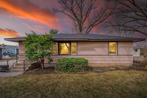 Homes For Sale - 5053 Brighton Lane<br/> Ramsey County, Saint Paul, MN 55112