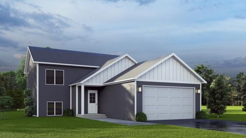 Homes For Sale - 1015 3rd Avenue<br/> Milaca, MN 56353