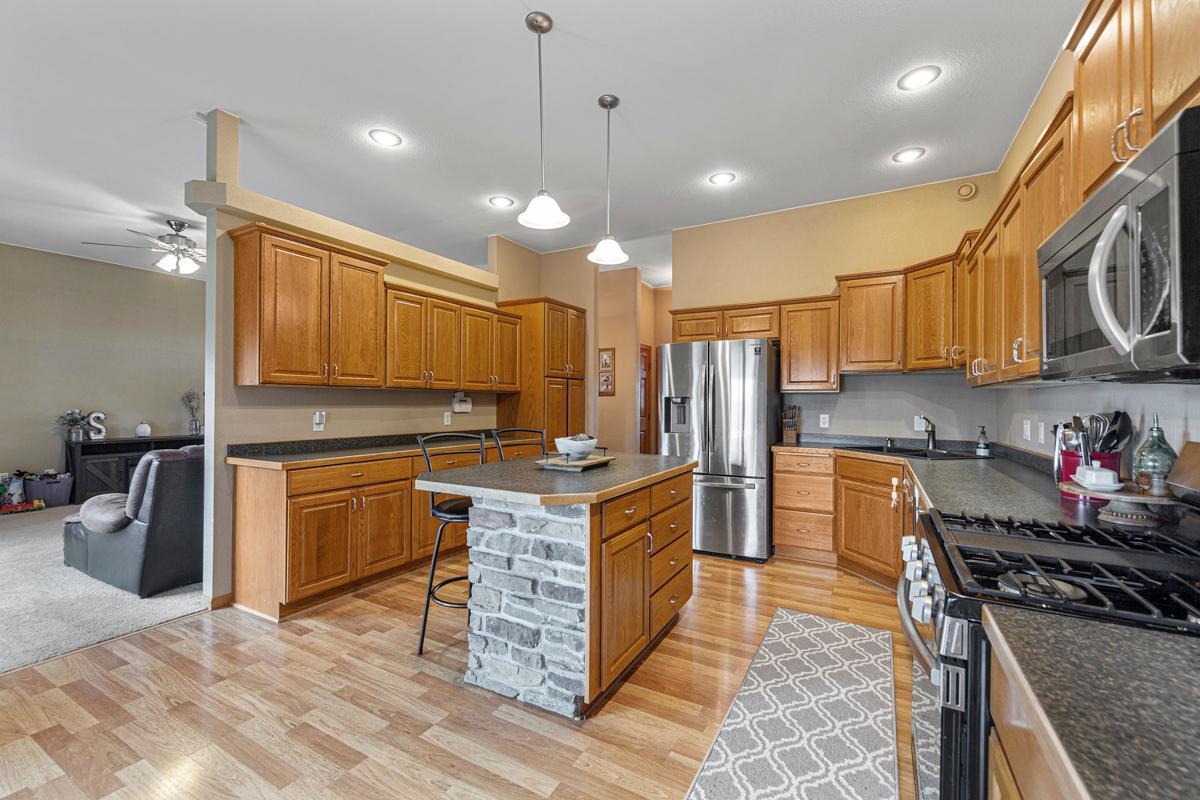 375 Hickory Lane, Owatonna, Minnesota image 14