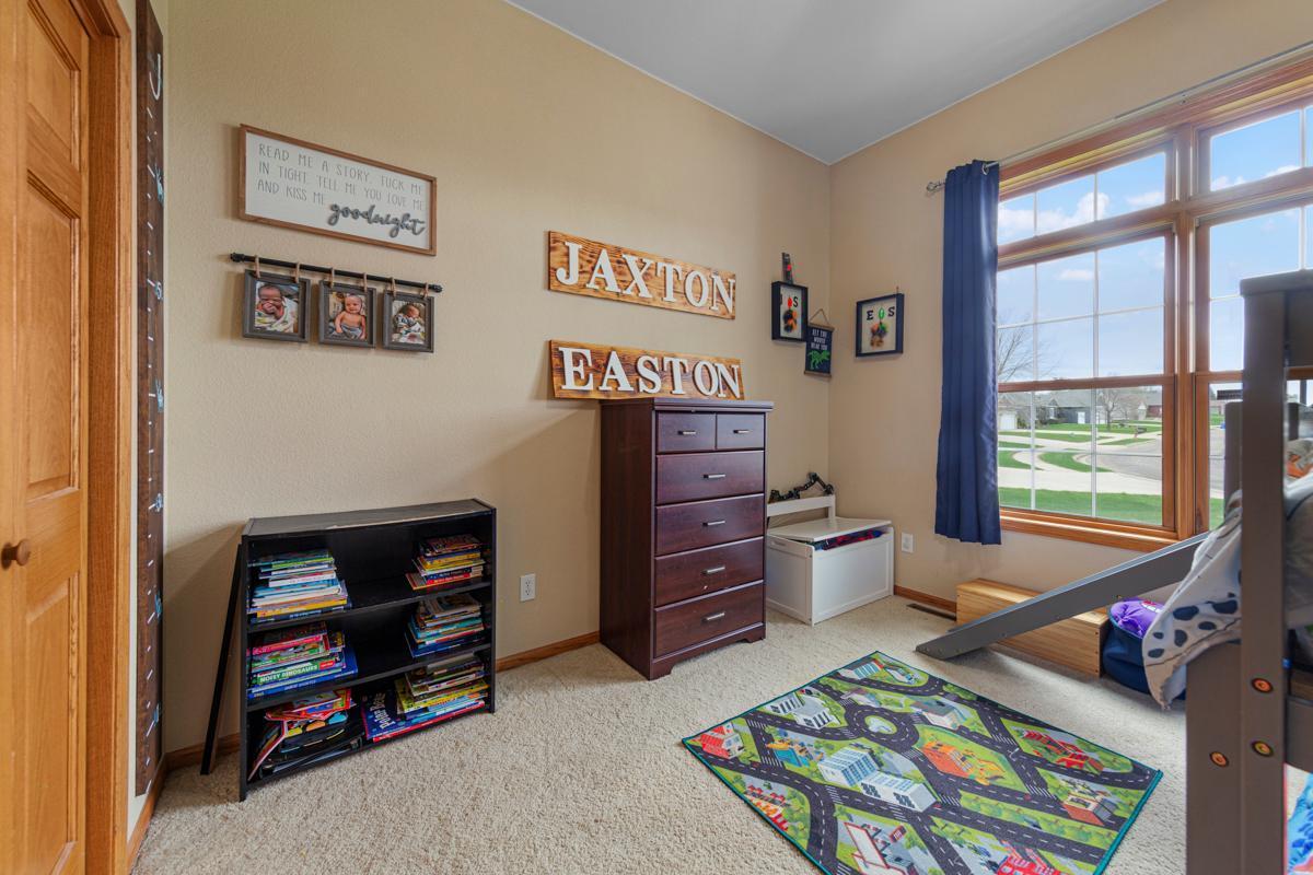 375 Hickory Lane, Owatonna, Minnesota image 27