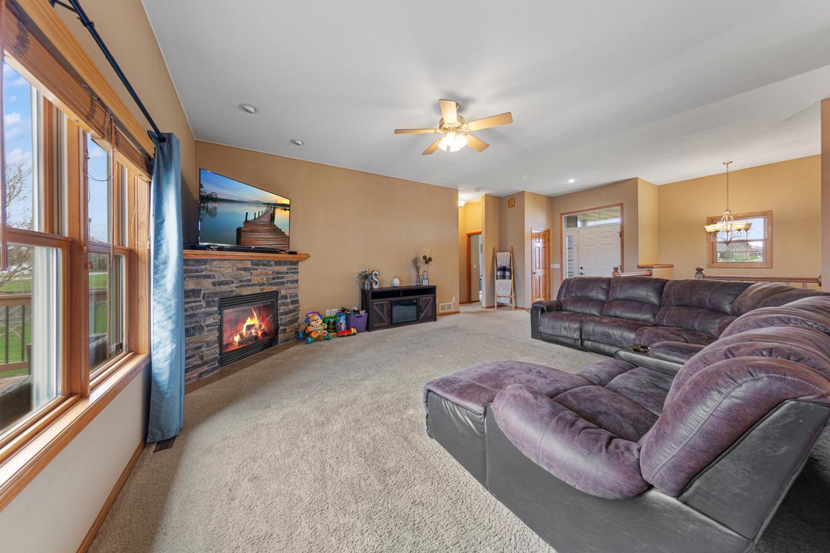 375 Hickory Lane, Owatonna, Minnesota image 9