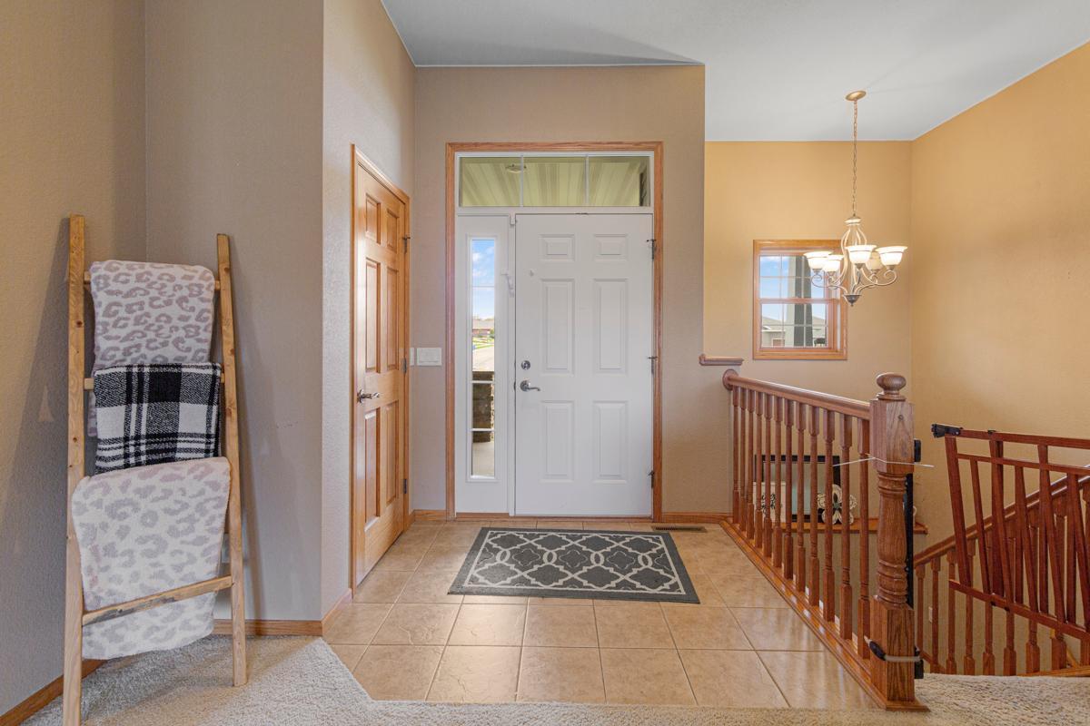375 Hickory Lane, Owatonna, Minnesota image 6