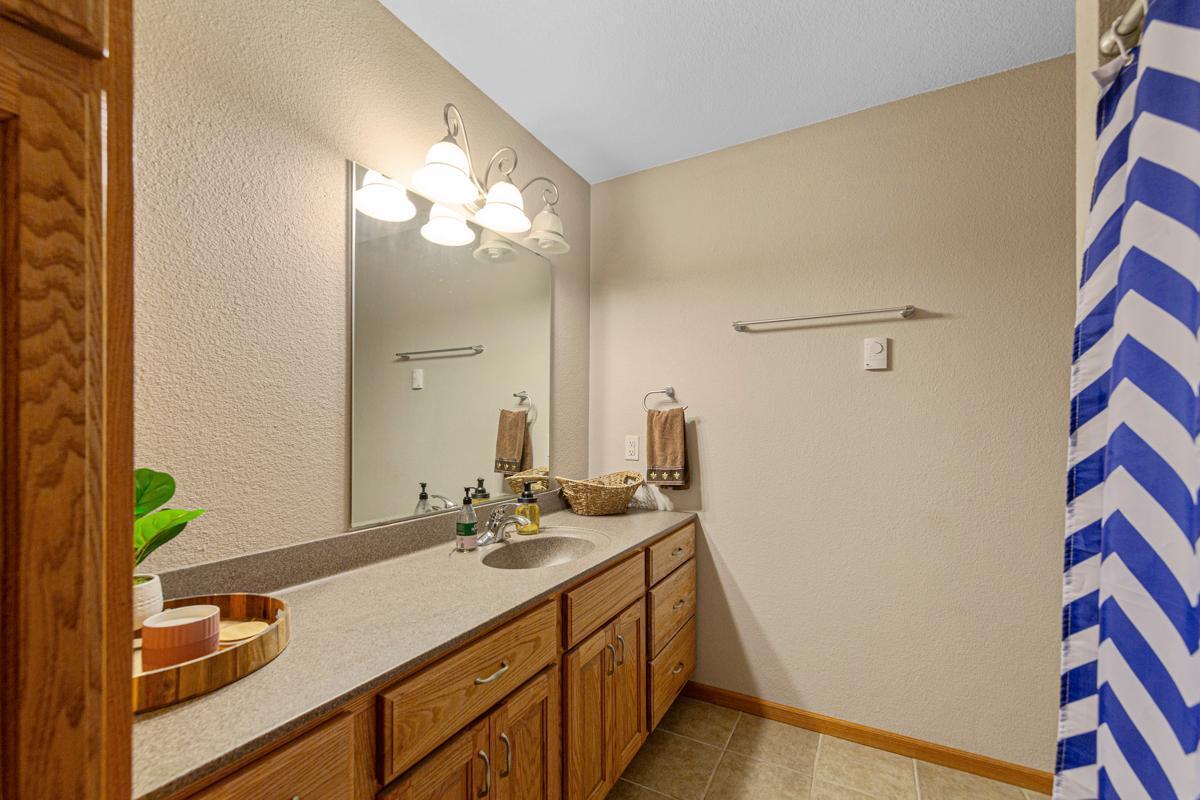 375 Hickory Lane, Owatonna, Minnesota image 39