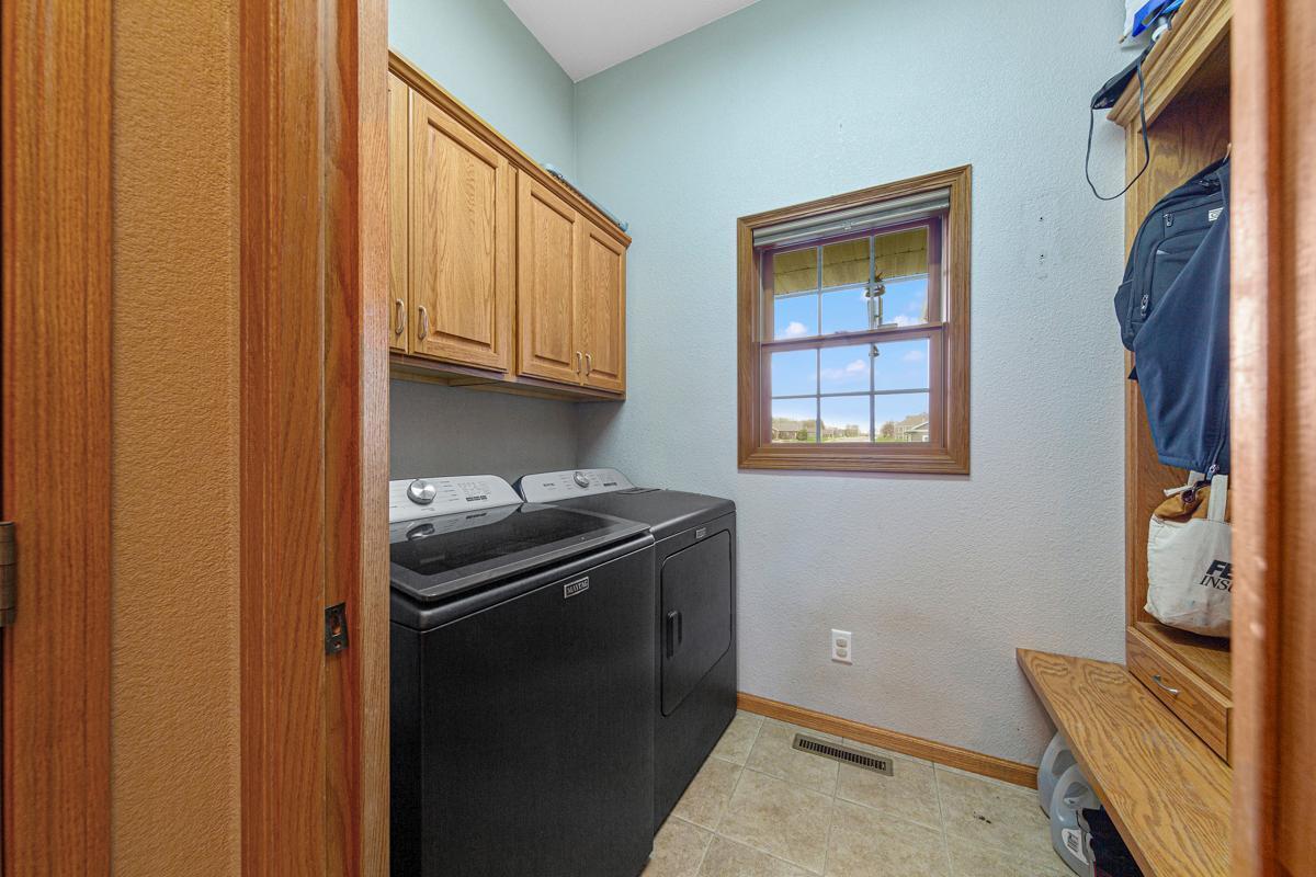 375 Hickory Lane, Owatonna, Minnesota image 23