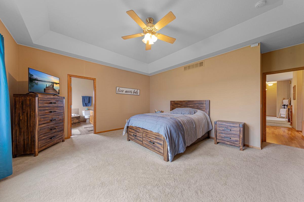 375 Hickory Lane, Owatonna, Minnesota image 19