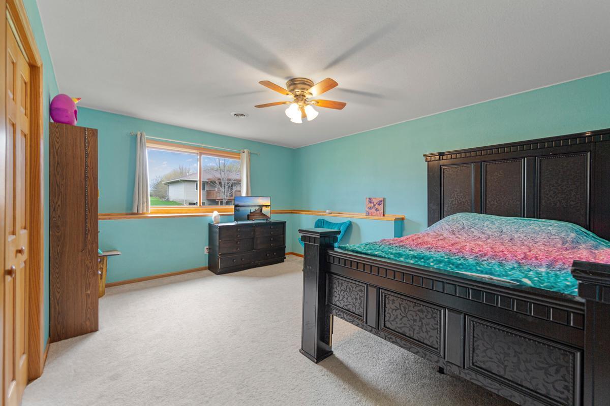 375 Hickory Lane, Owatonna, Minnesota image 40