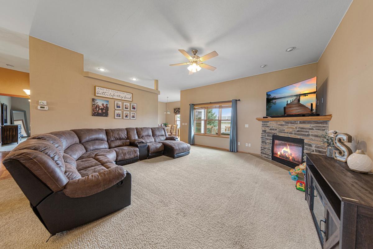 375 Hickory Lane, Owatonna, Minnesota image 7