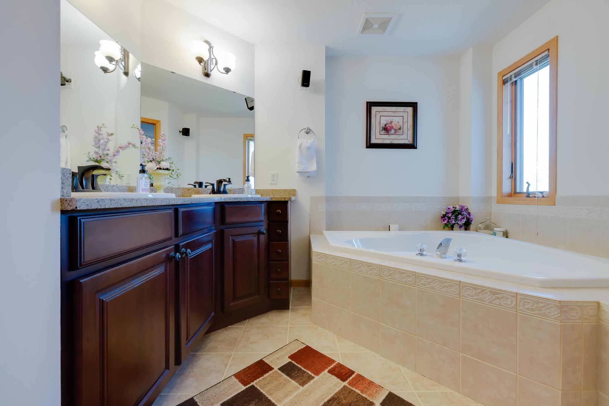 2447 Colleen Lane, Rochester, Minnesota image 31