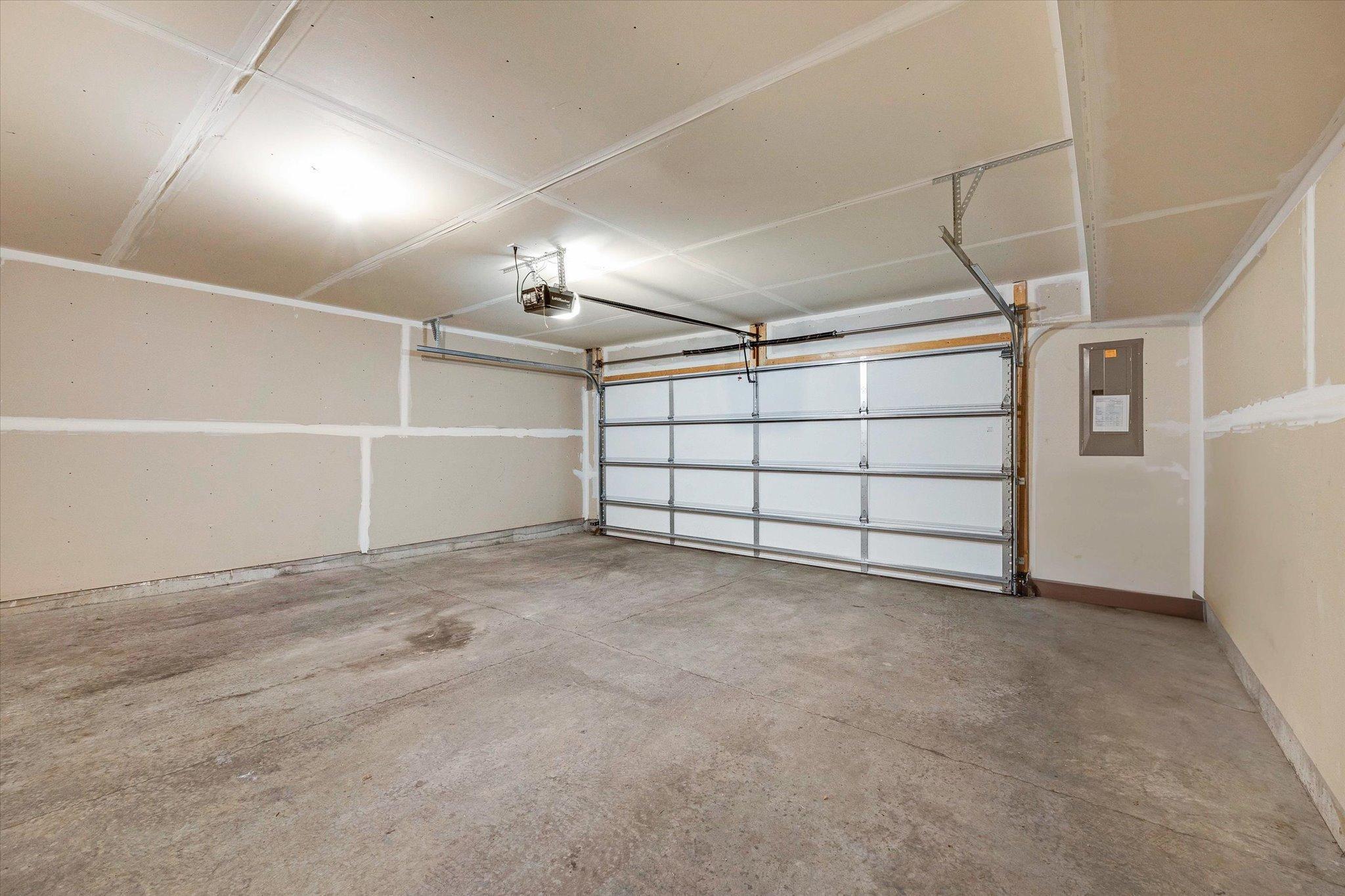 11445 82nd Avenue, Maple Grove, Minnesota image 36