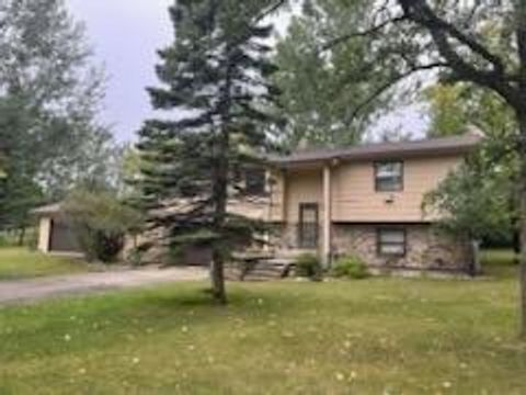 Homes For Sale - 105 Valley View Road<br/> Karlstad, MN 56732