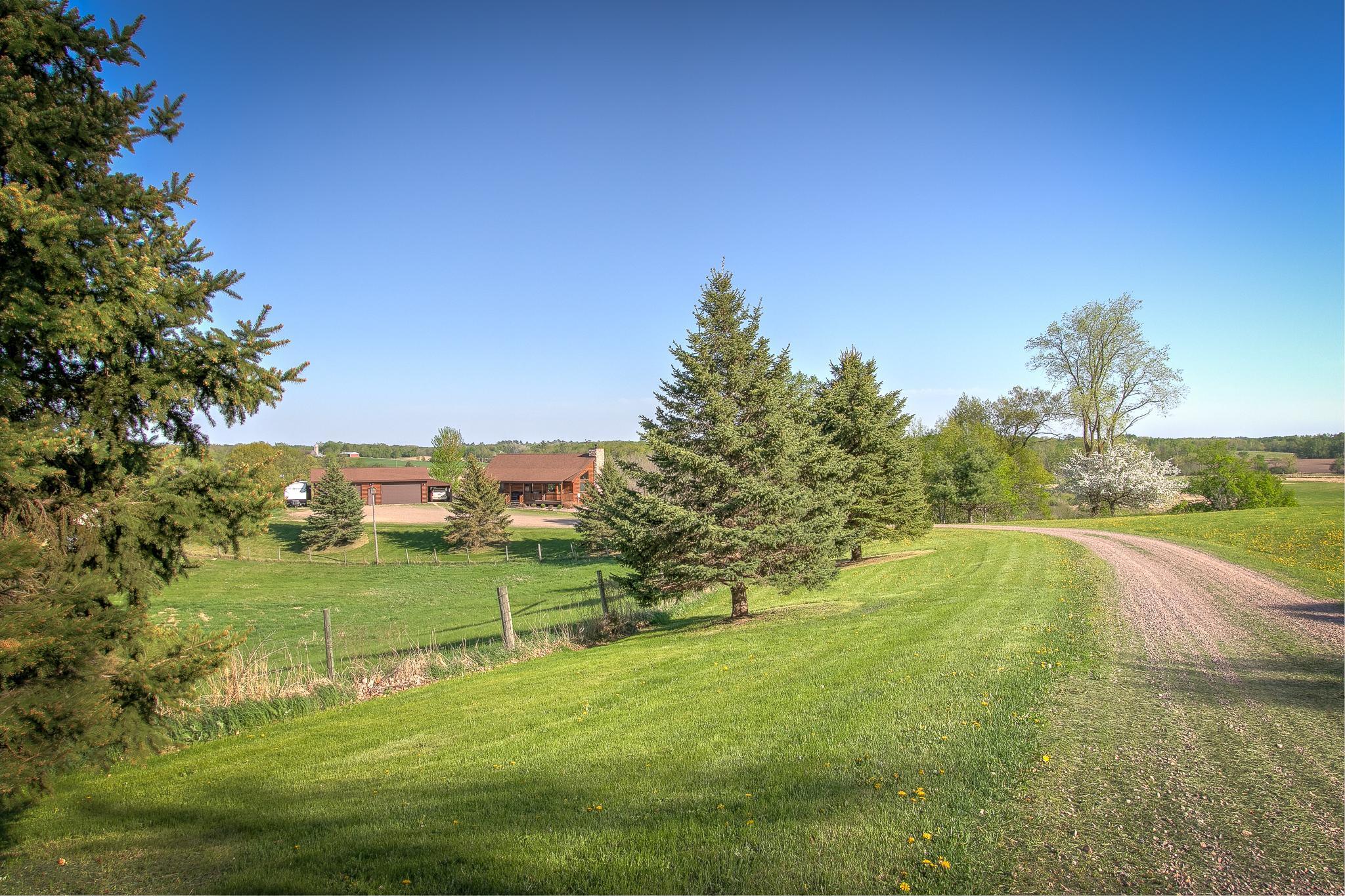 2200 405th Avenue, Braham, Minnesota image 1