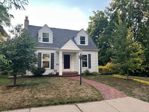 Homes For Sale - 4708 29th Avenue<br/> Minneapolis, MN 55406
