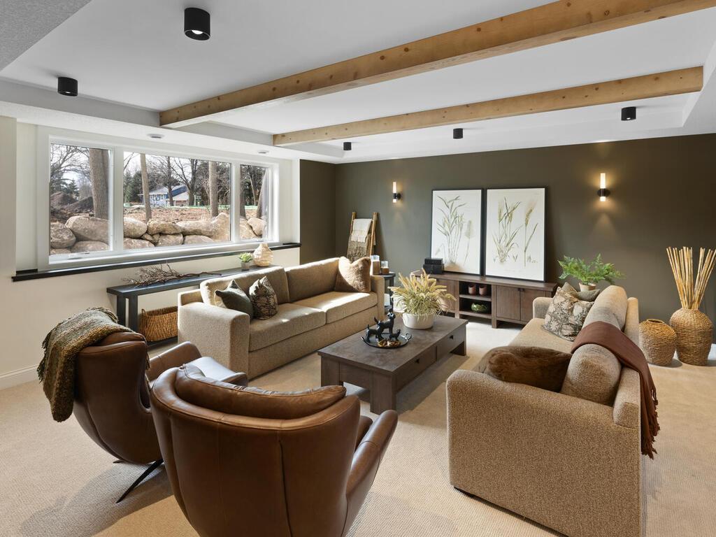 16700 S Manor Road, Eden Prairie, Minnesota image 22