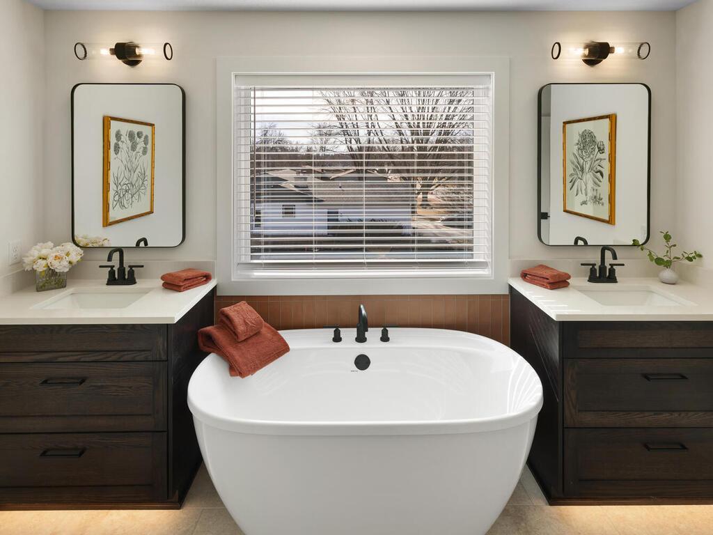 16700 S Manor Road, Eden Prairie, Minnesota image 18