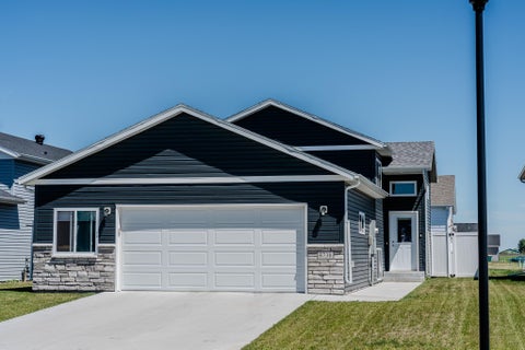 Homes For Sale - 6738 Joseph Street<br/> Horace, ND 58047