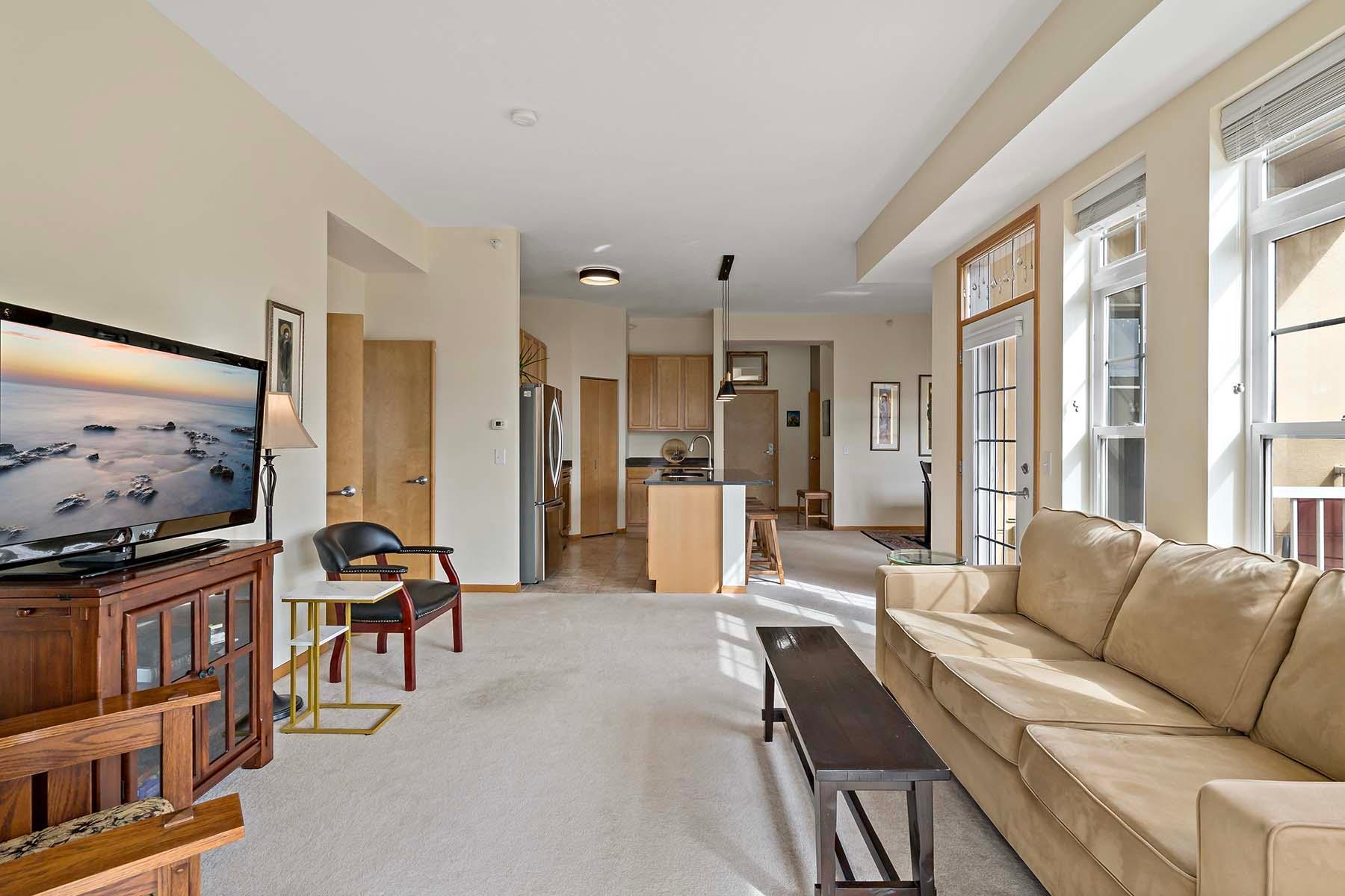 2540 38th Avenue #401, Minneapolis, Minnesota image 2