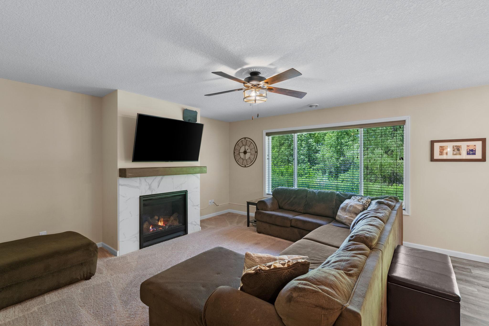 1269 Prairie View Trail, Farmington, Minnesota image 4