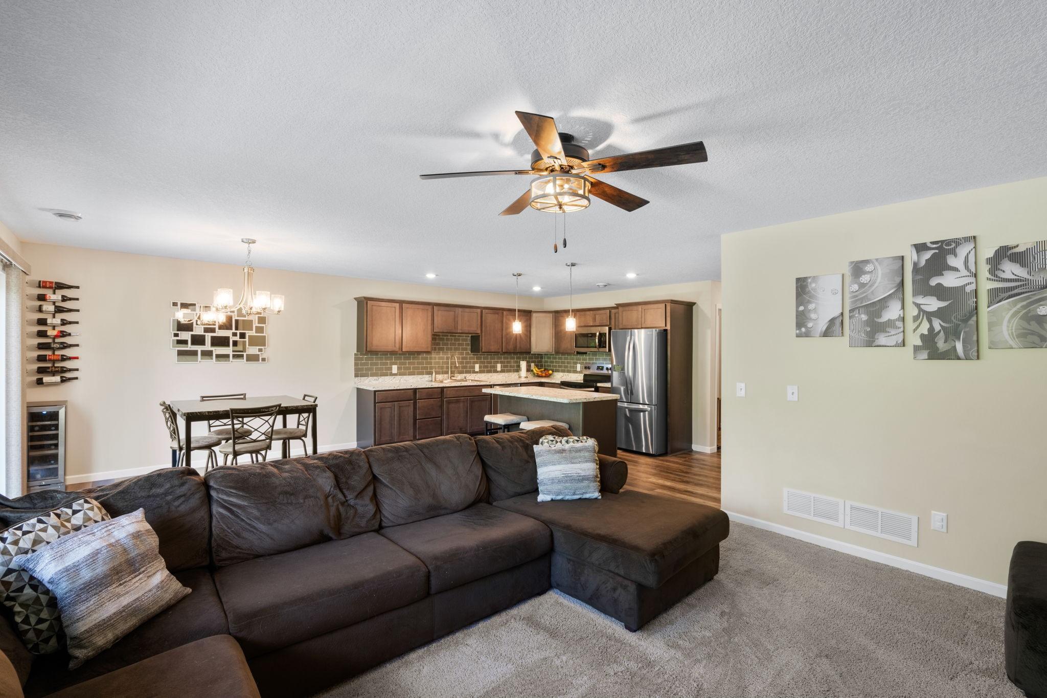 1269 Prairie View Trail, Farmington, Minnesota image 9
