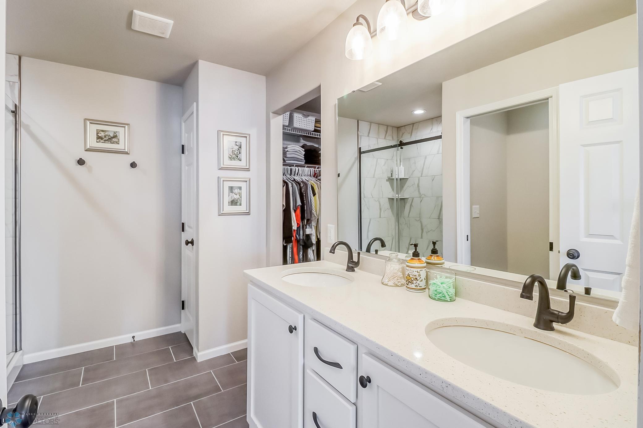 2778 Golden Valley Parkway, Fargo, North Dakota image 26