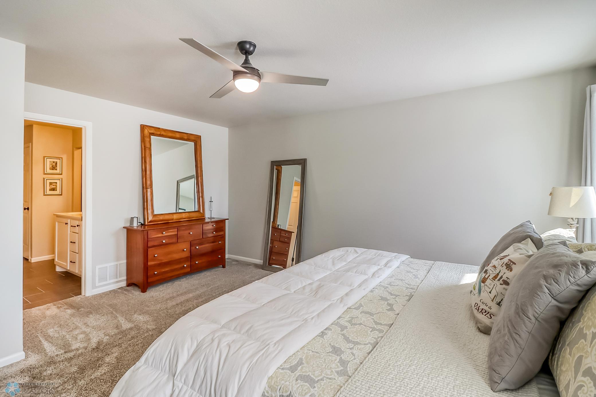 2778 Golden Valley Parkway, Fargo, North Dakota image 25
