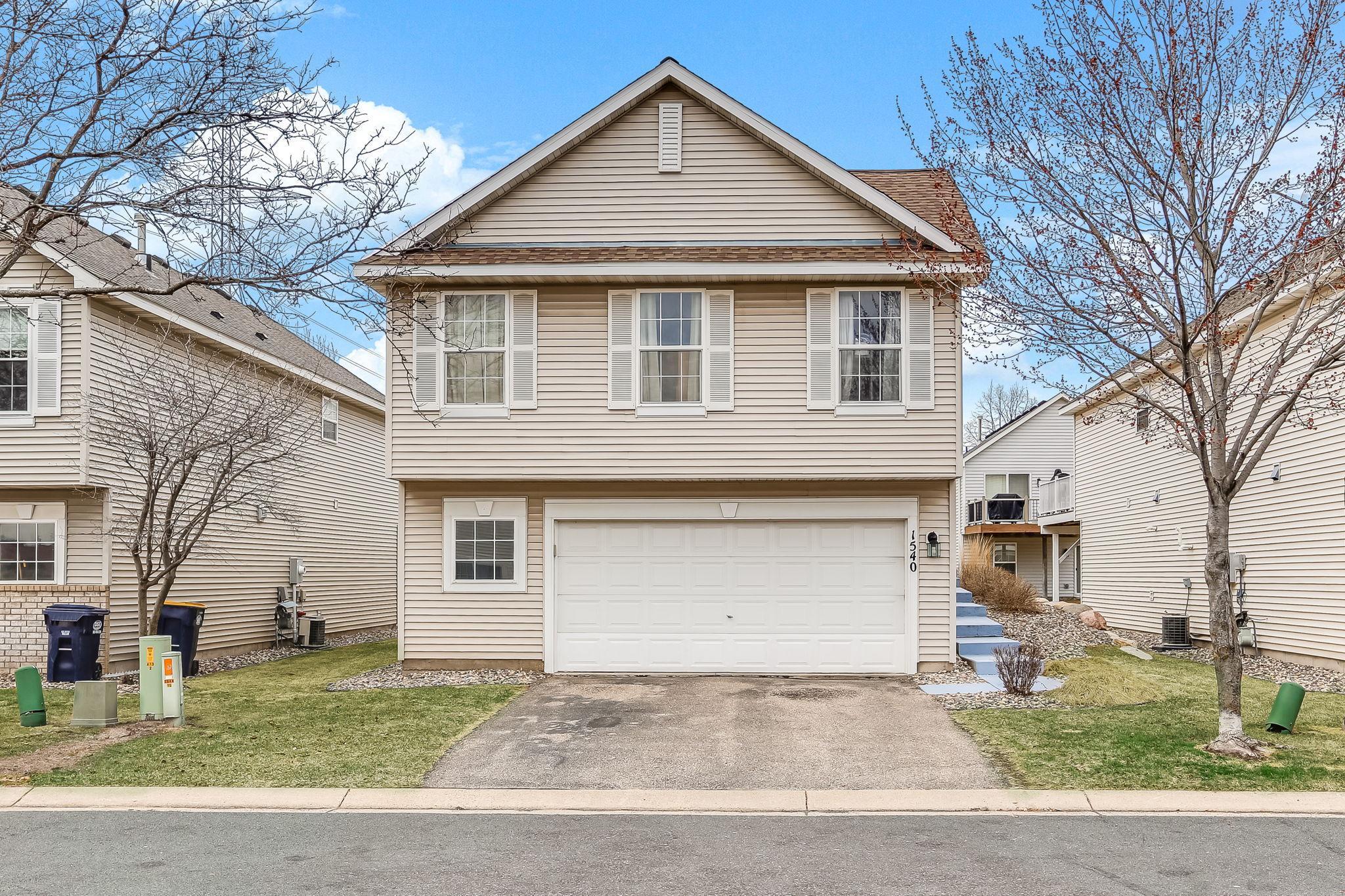 1540 Yorkshire Lane, Shakopee, Minnesota image 1