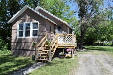 Homes For Sale - 236 1st Avenue<br/> Cass County, West Fargo, ND 58078