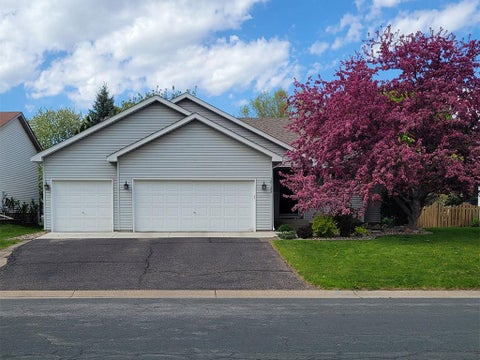 Homes For Sale - 18122 Eventide Way<br/> Dakota County, Farmington, MN 55024