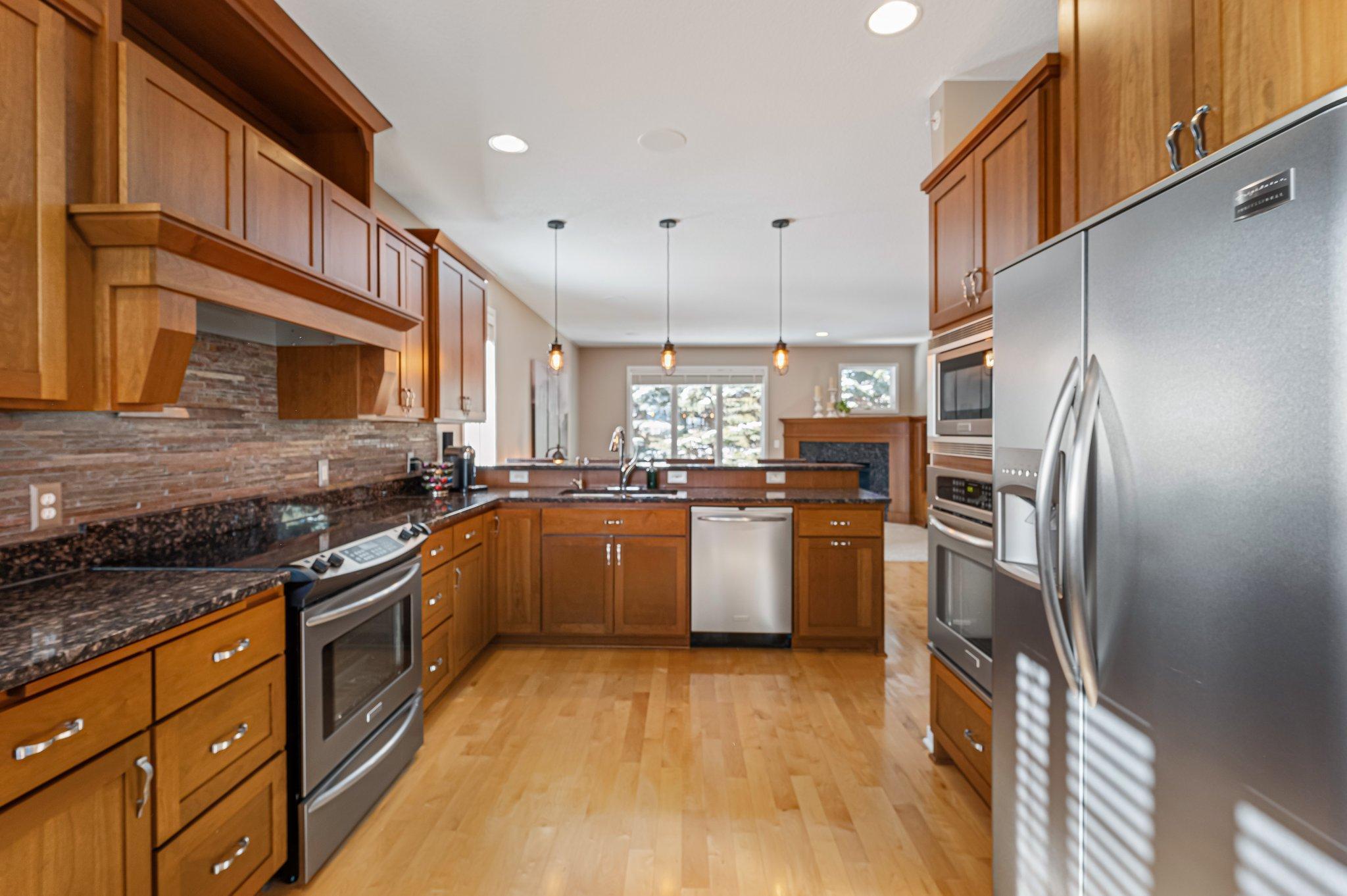 17365 Hanson Court, Eden Prairie, Minnesota image 6