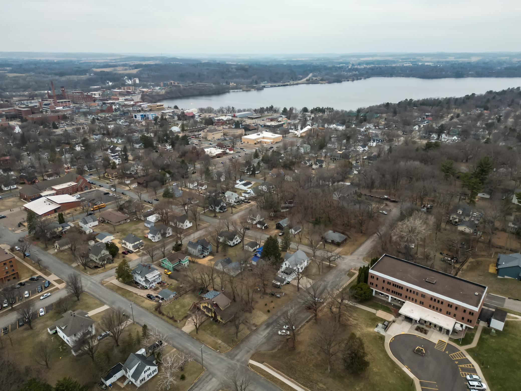1120 11th Avenue, Menomonie, Wisconsin image 47