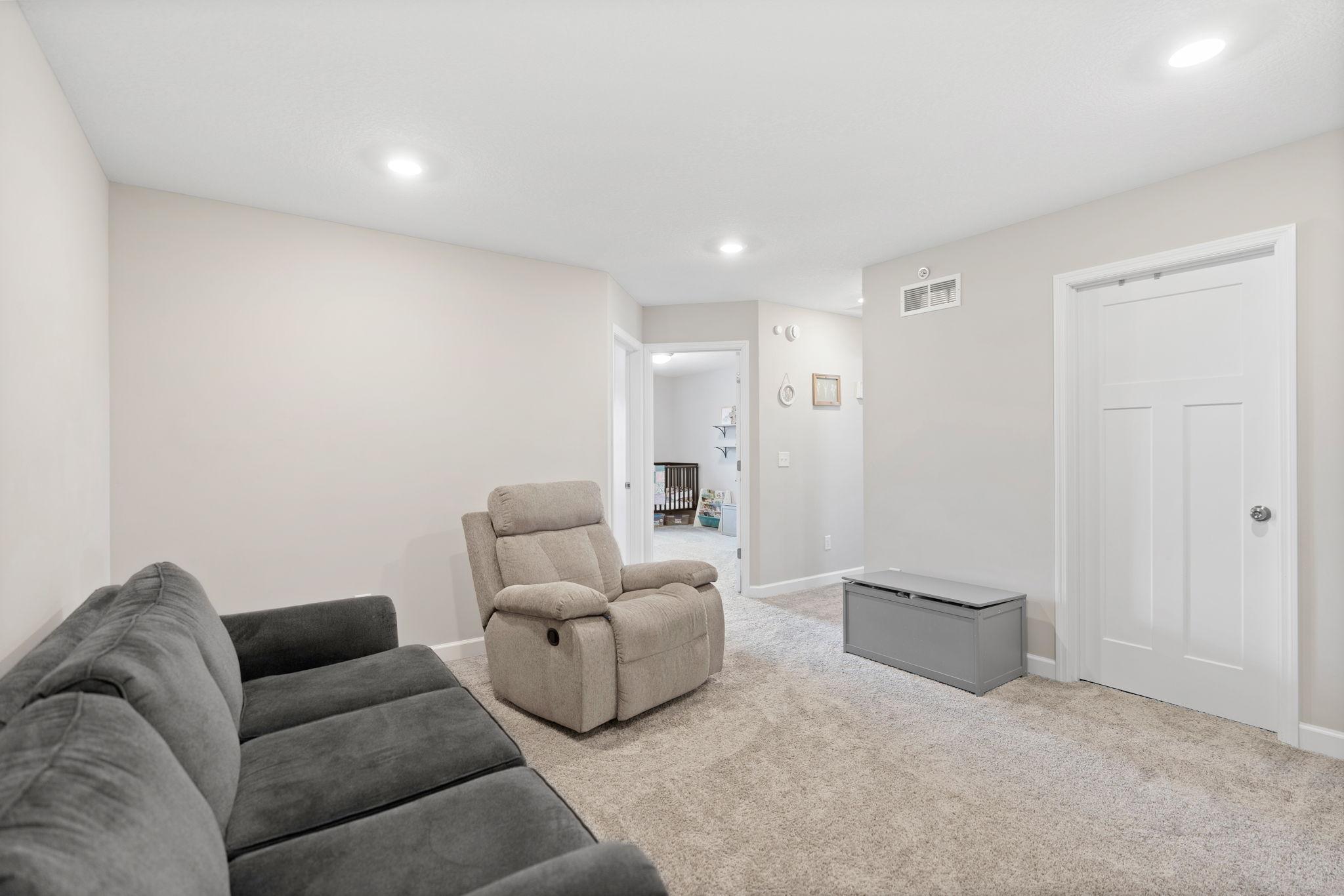 8757 Parkington Avenue, Elk River, Minnesota image 13