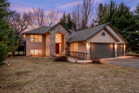 Homes For Sale - 11384 269th Avenue<br/> Zimmerman, MN 55398