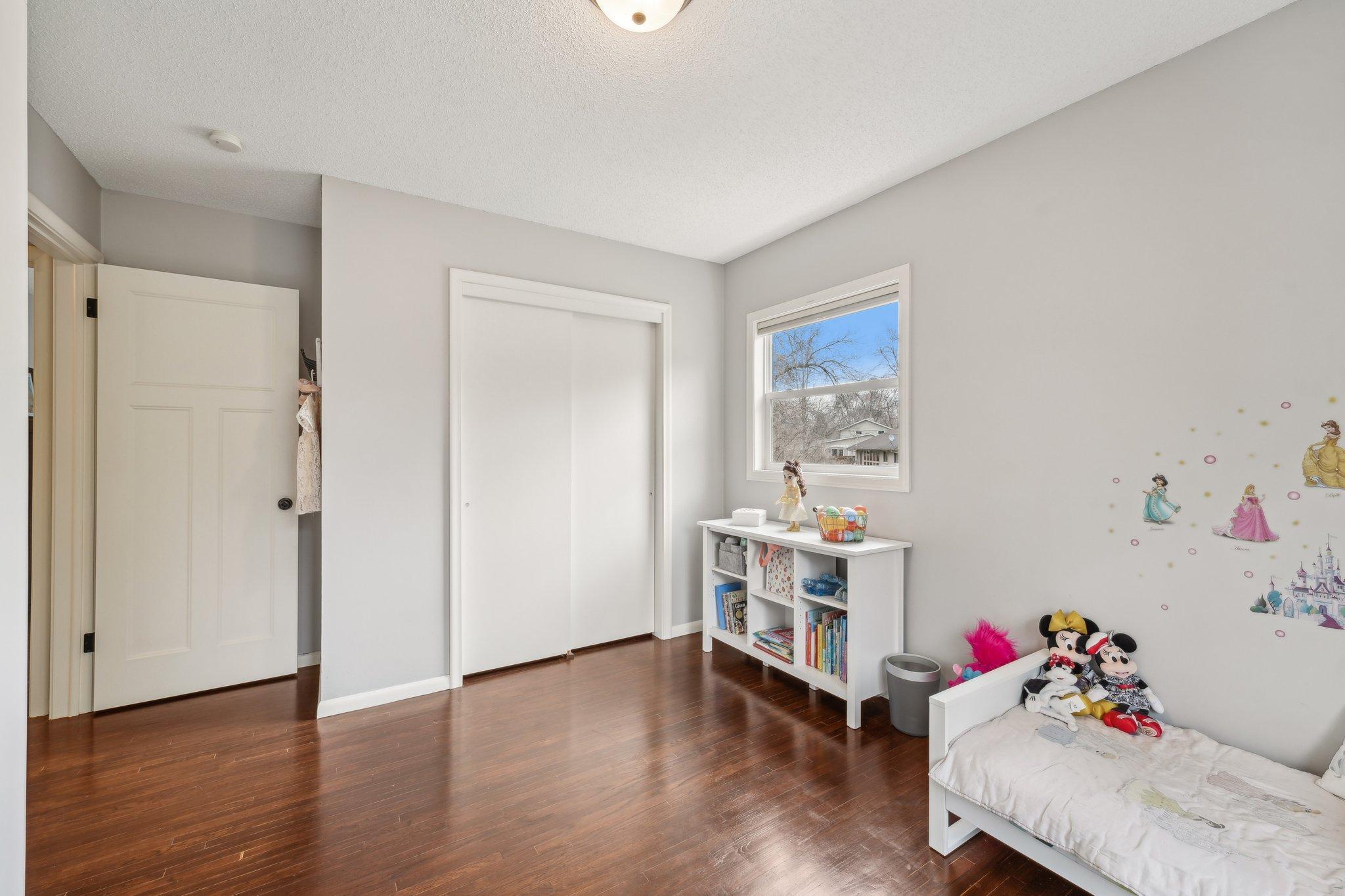 16210 Woodland Lane, Minnetonka, Minnesota image 22