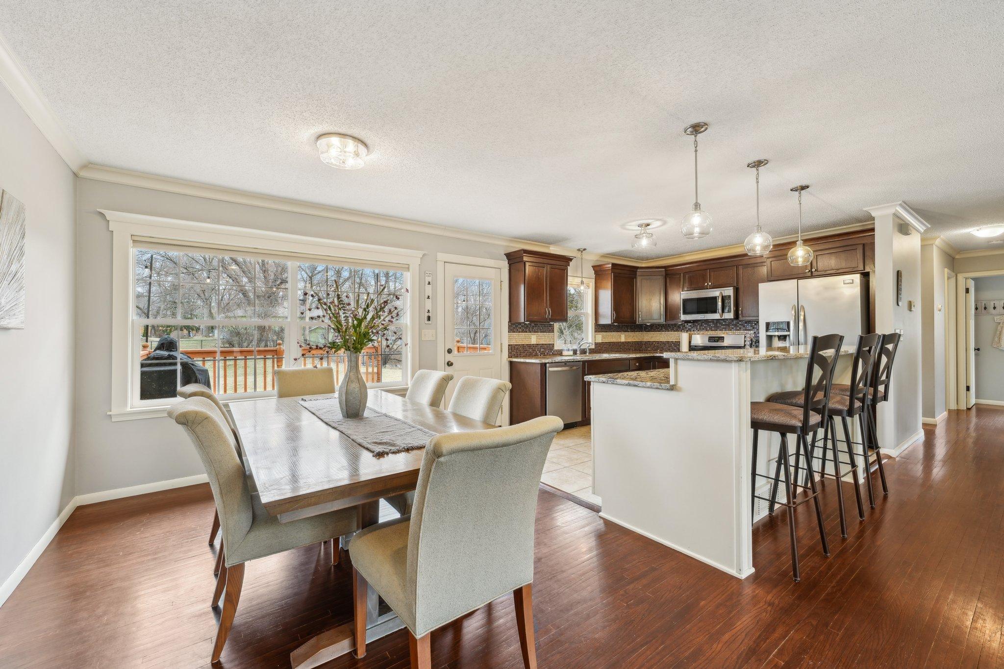 16210 Woodland Lane, Minnetonka, Minnesota image 7