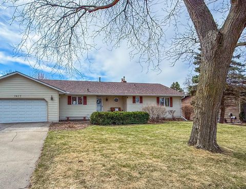 Homes For Sale - 7877 73rd Street<br/> Cottage Grove, MN 55016