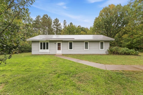 Homes For Sale - 49852 Dupuis Road<br/> Sandstone, MN 55072